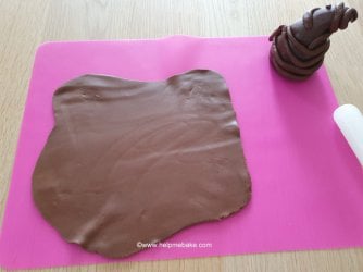 6 How to make a Harry Potter Sorting Hat Cake Topper by Help Me Bake.jpg