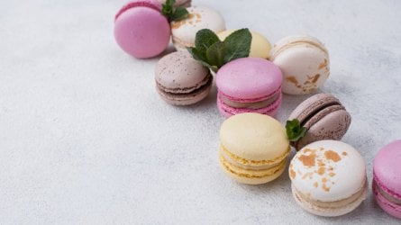 macarons (Medium).jpg macarons (Medium).jpg