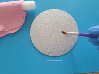 4 How to bake a cake board by Help Me Bake.jpg