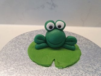 Frog on a Lily Pad by Help Me Bake (Medium).jpg Frog on a Lily Pad by Help Me Bake (Medium).jpg