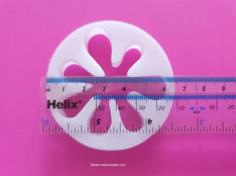 FMM Splat shape cutter review by Help Me Bake (2) (Medium).jpg