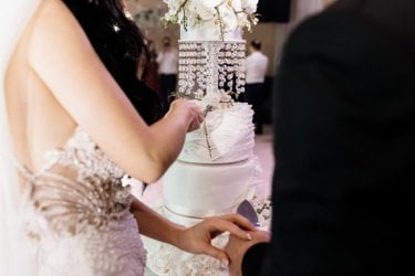 Wedding Cake Stand (Medium).jpg