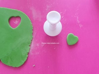How to make St Patrick's Day Shamrock Toppers by Help Me Bake (7) (Medium).jpg