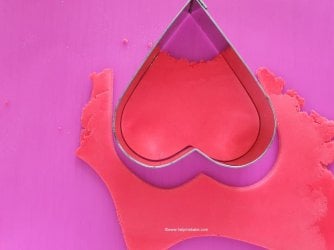 How to make Superhero Cupcake Toppers by Help Me Bake (3) (Medium).jpg How to make Superhero Cupcake Toppers by Help Me Bake (3) (Medium).jpg