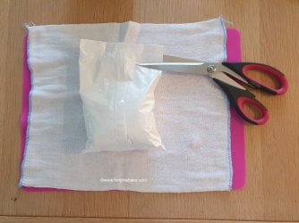 How to make a cornflour bag for modelling by Help Me Bake (3) (Medium).jpg
