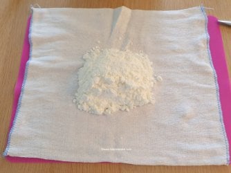 How to make a cornflour bag for modelling by Help Me Bake (5) (Medium).jpg