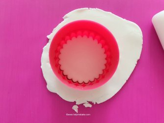 Smiling Flower Cupcake Toppers by Help Me Bake (2) (Medium).jpg
