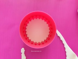 Smiling Flower Cupcake Toppers by Help Me Bake (3) (Medium).jpg