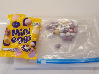 3 Mini Egg Fudge Tutorial by Help Me Bake (Medium).jpg