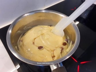 16 Mini Egg Fudge Tutorial by Help Me Bake (Medium).jpg