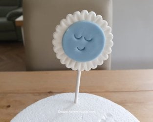 Smiling Flower Cupcake Topper Vertical Version by Help Me Bake (1) (Medium).jpg