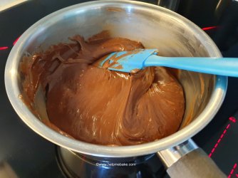 Mars Bar Fudge by Help Me Bake (9C) (Medium).jpg