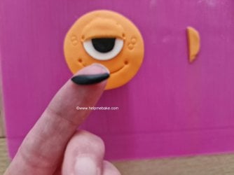 Alien cupcake Toppers tutorial by Help Me Bake 19 (Medium).jpg