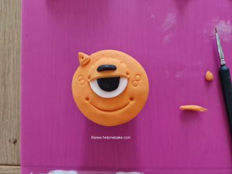 Alien cupcake Toppers tutorial by Help Me Bake 24 (Medium).jpg