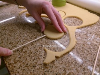 Vanilla cookies mini tutorial by help me bake 12 (Medium).jpg