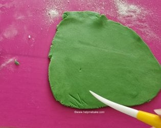 7 Easy Pumpkin toppers by Help Me Bake (Medium).jpg 7 Easy Pumpkin toppers by Help Me Bake (Medium).jpg