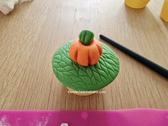 27 Easy Pumpkin toppers by Help Me Bake (Medium).jpg 27 Easy Pumpkin toppers by Help Me Bake (Medium).jpg