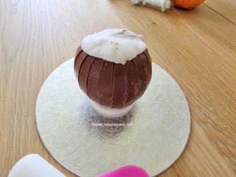 Halloween Ghost and Pumpkins Terry's chocolate Orange by Help Me Bake (8) (Medium).jpg Halloween Ghost and Pumpkins Terry's chocolate Orange by Help Me Bake (8) (Medium).jpg