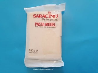 Saracino White Modelling Paste Review by Help Me Bake 1 (Medium).jpg