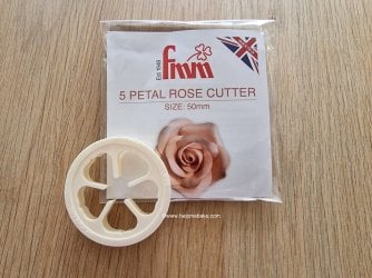 Poppy Cupcakes Tutorial by Help Me Bake (151) - Copy (Medium).jpg Poppy Cupcakes Tutorial by Help Me Bake (151) - Copy (Medium).jpg