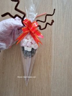 Reindeer Cones by Help Me Bake (81) (Medium).jpg Reindeer Cones by Help Me Bake (81) (Medium).jpg