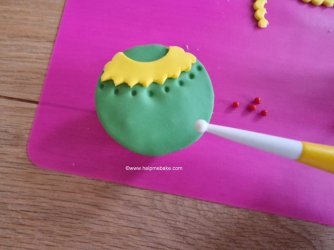 13 Elf Topper by Help Me Bake (Medium).jpg 13 Elf Topper by Help Me Bake (Medium).jpg