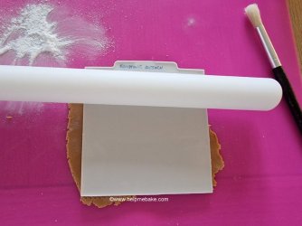 Easy Teddy Toppers by Help Me Bake (3) (Medium).jpg Easy Teddy Toppers by Help Me Bake (3) (Medium).jpg