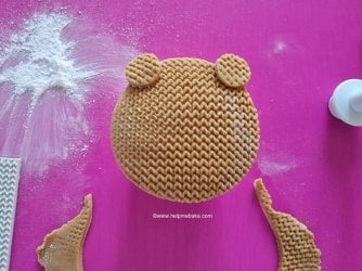 Easy Teddy Toppers by Help Me Bake (8) (Medium).jpg Easy Teddy Toppers by Help Me Bake (8) (Medium).jpg