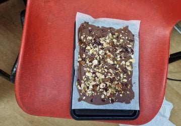 BSG - Choc with Neil 4 (Medium).jpg BSG - Choc with Neil 4 (Medium).jpg