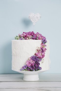 wedding-cake-with-flowers (Medium).jpg