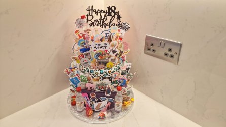 Han's 18th Bday Cake by Help Me Bake (2).jpg