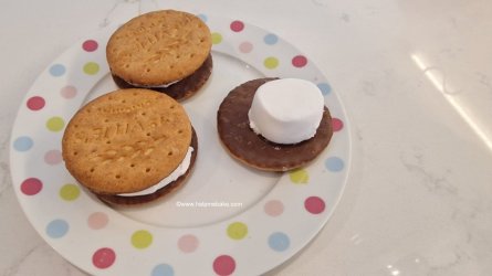 S'mores by Help Me Bake 9 (Medium).jpg