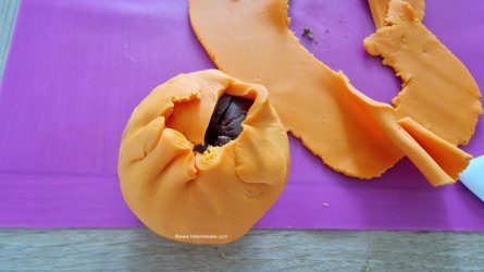 Terry's Choc Orange Mini Turorial by Help Me Bake (11) (Medium).jpg