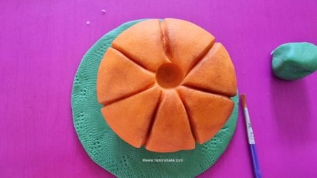 Terry's Choc Orange Mini Turorial by Help Me Bake (20) (Medium).jpg