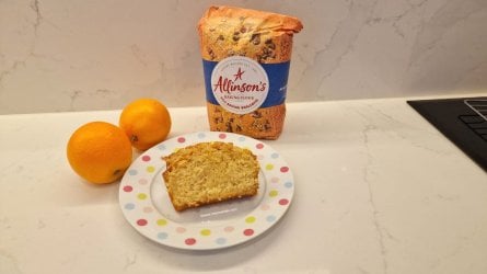 Orange Wholemeal Loaf Half and Half by Help Me Bake (Medium).jpg Orange Wholemeal Loaf Half and Half by Help Me Bake (Medium).jpg