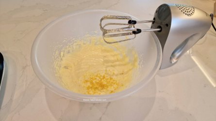 Lemon Half and Half Square Bars by Help Me Bake 9 (Medium).jpg Lemon Half and Half Square Bars by Help Me Bake 9 (Medium).jpg