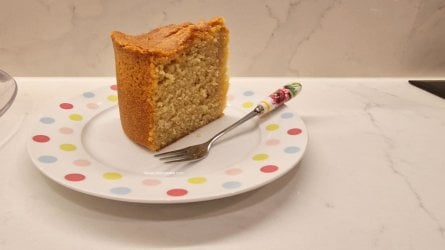 Madeira Golden Wholemeal Half and Half Cake 2 (Medium).jpg Madeira Golden Wholemeal Half and Half Cake 2 (Medium).jpg
