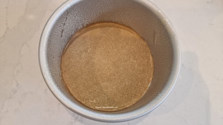 Madeira Golden Wholemeal Half and Half Cake 22 (Medium).jpg Madeira Golden Wholemeal Half and Half Cake 22 (Medium).jpg