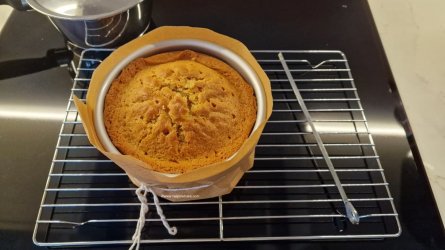 Madeira Golden Wholemeal Half and Half Cake 31 (Medium).jpg Madeira Golden Wholemeal Half and Half Cake 31 (Medium).jpg