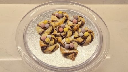 Nutella Easter Egg Pastries by Help Me Bake 48 (Medium).jpg Nutella Easter Egg Pastries by Help Me Bake 48 (Medium).jpg