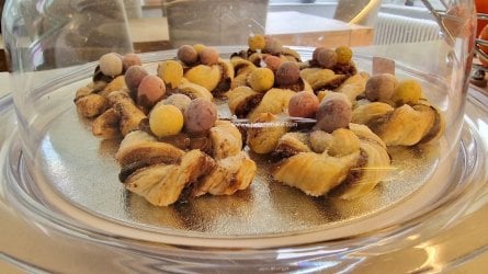 Nutella Easter Egg Pastries by Help Me Bake 49 (Medium).jpg Nutella Easter Egg Pastries by Help Me Bake 49 (Medium).jpg