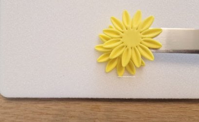 Easy Sunflower Toppers by Help Me Bake  (9) (Medium).jpg