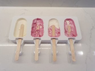 How to make Cakesicles by Help Me Bake (6) (Medium).jpg How to make Cakesicles by Help Me Bake (6) (Medium).jpg