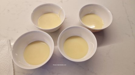 3 Edible Paints by Help Me Bake.jpg 3 Edible Paints by Help Me Bake.jpg