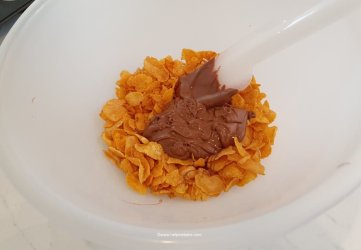 7 Easter Egg Nests by Help Me Bake (Medium).jpg 7 Easter Egg Nests by Help Me Bake (Medium).jpg