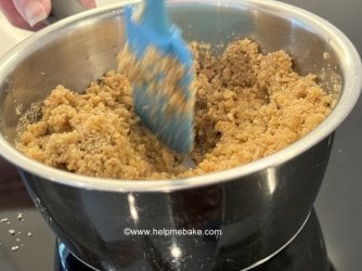 Banoffee Pie Tutorial by Help Me Bake 13.JPG Banoffee Pie Tutorial by Help Me Bake 13.JPG