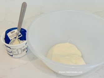 Banoffee Pie Tutorial by Help Me Bake 23.JPG Banoffee Pie Tutorial by Help Me Bake 23.JPG