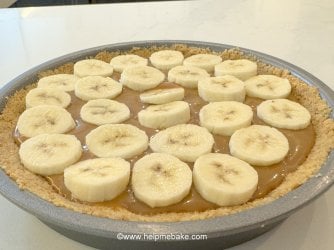 Banoffee Pie Tutorial by Help Me Bake 30.JPG Banoffee Pie Tutorial by Help Me Bake 30.JPG