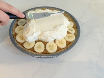 Banoffee Pie Tutorial by Help Me Bake 33.JPG Banoffee Pie Tutorial by Help Me Bake 33.JPG