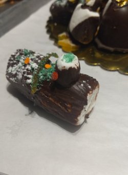 mini yule log.jpg